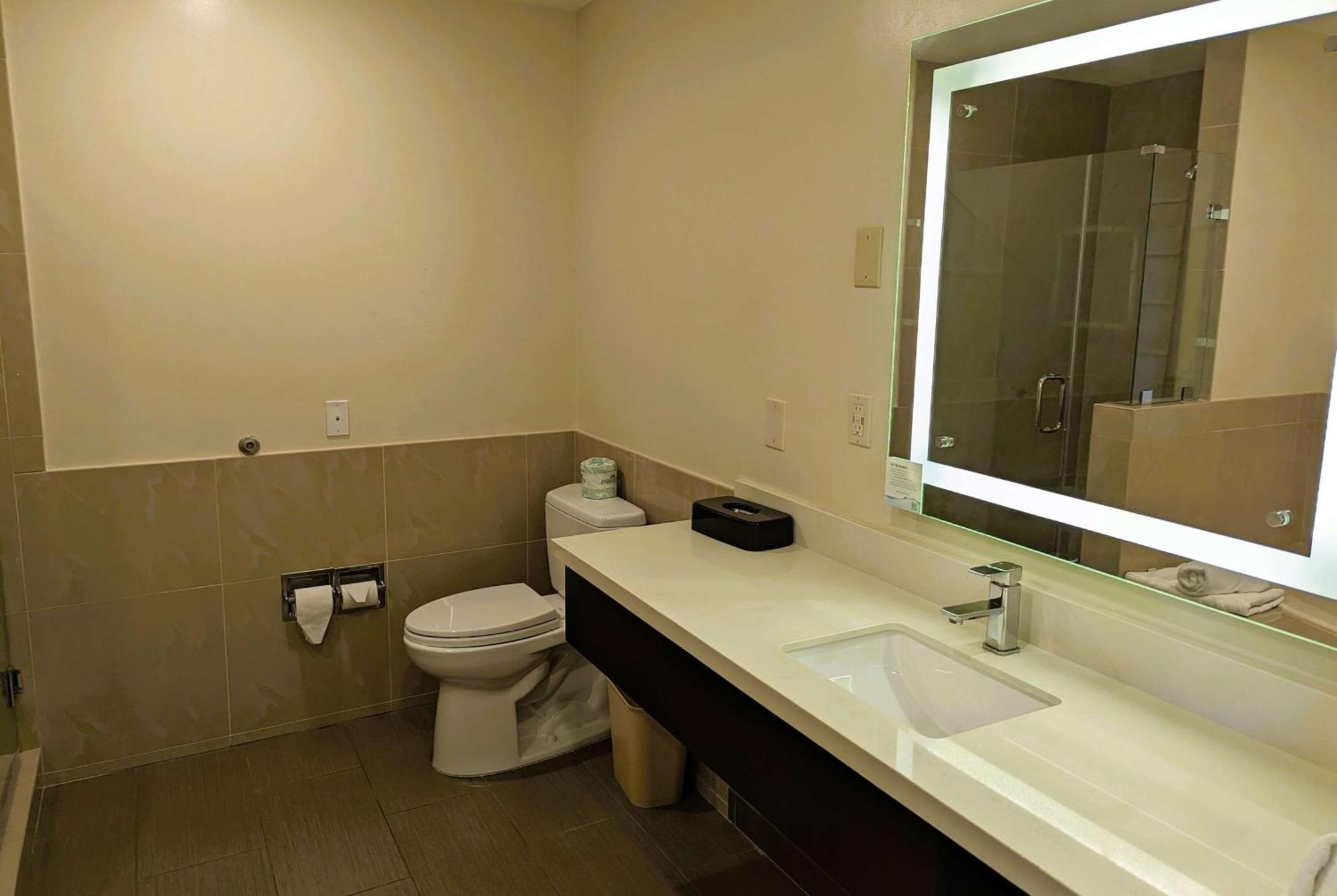 รามาดา บาย วินด์แฮม คัลเวอร์ซิตี้ Hotel ลอสแอนเจลิส ภายนอก รูปภาพ
